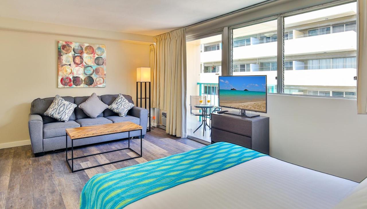 City View Studio With Pool Access In Aloha Surf! Honolulu Bagian luar foto